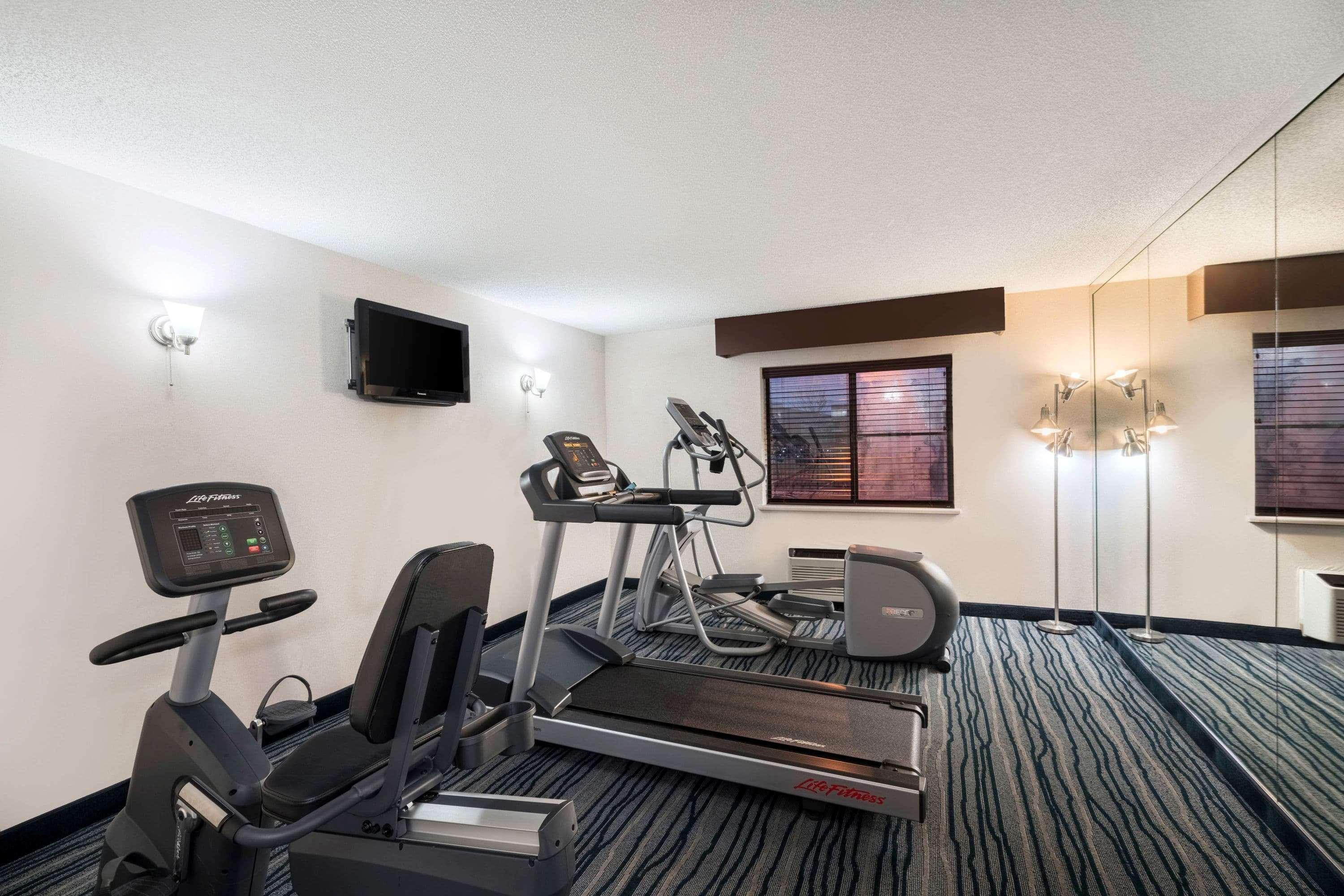 Comfort Inn & Suites Брентвуд Экстерьер фото