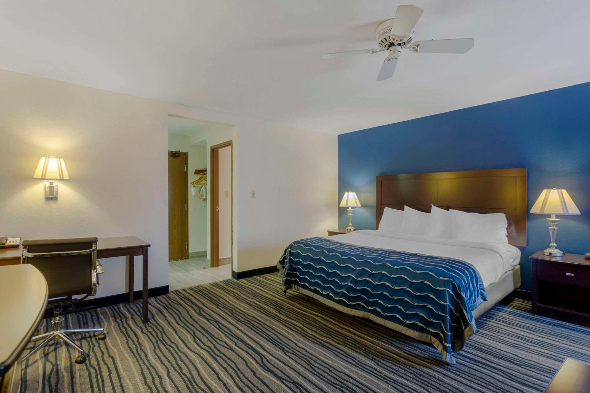 Comfort Inn & Suites Брентвуд Экстерьер фото